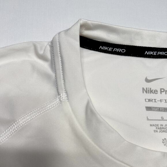 Nike Pro Dri-Fit  Women short sleeve top Off White L - Picture 5 of 8